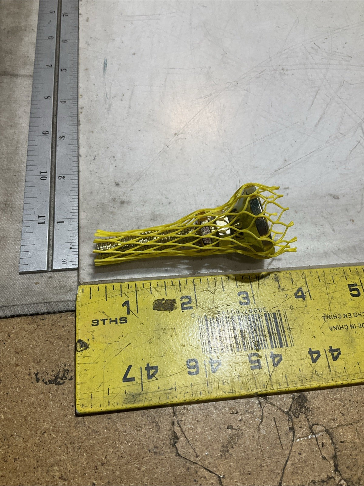 DELUXE  LEVELING  65-2190  M10X51.00MM  FOOT STEEL YELLOW LOT OF  12  Z2M