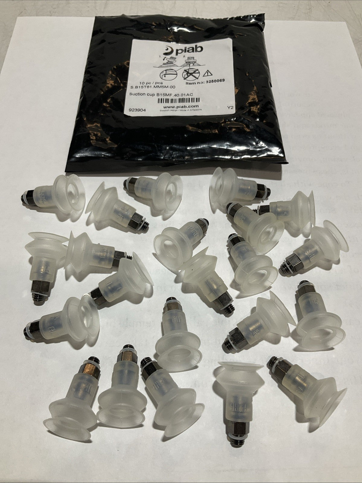 PIAB  3250069  B15MF.40.01AC SINGLE BELLOW VACUUM SUCTION CUP 5MM LOT OF 22 Z2M