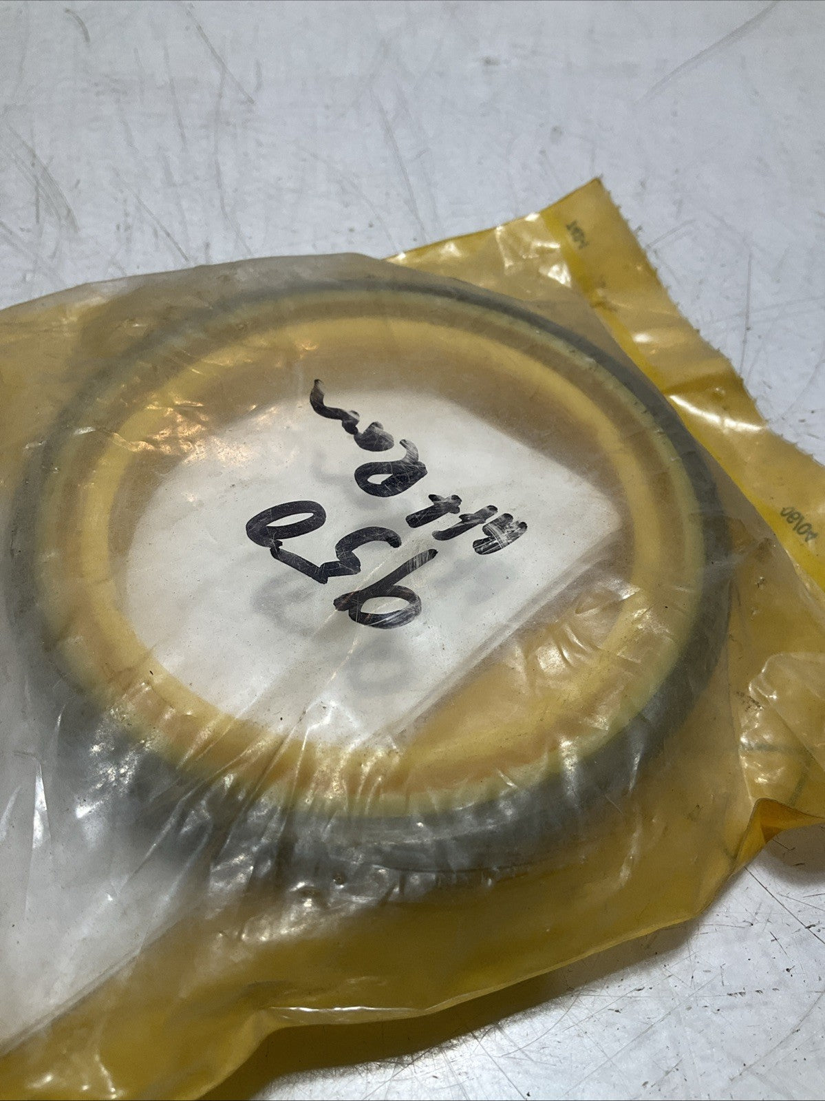 CAT - CATERPILLAR  225-3284  OIL SEAL  REPLACEMENT  Y2M