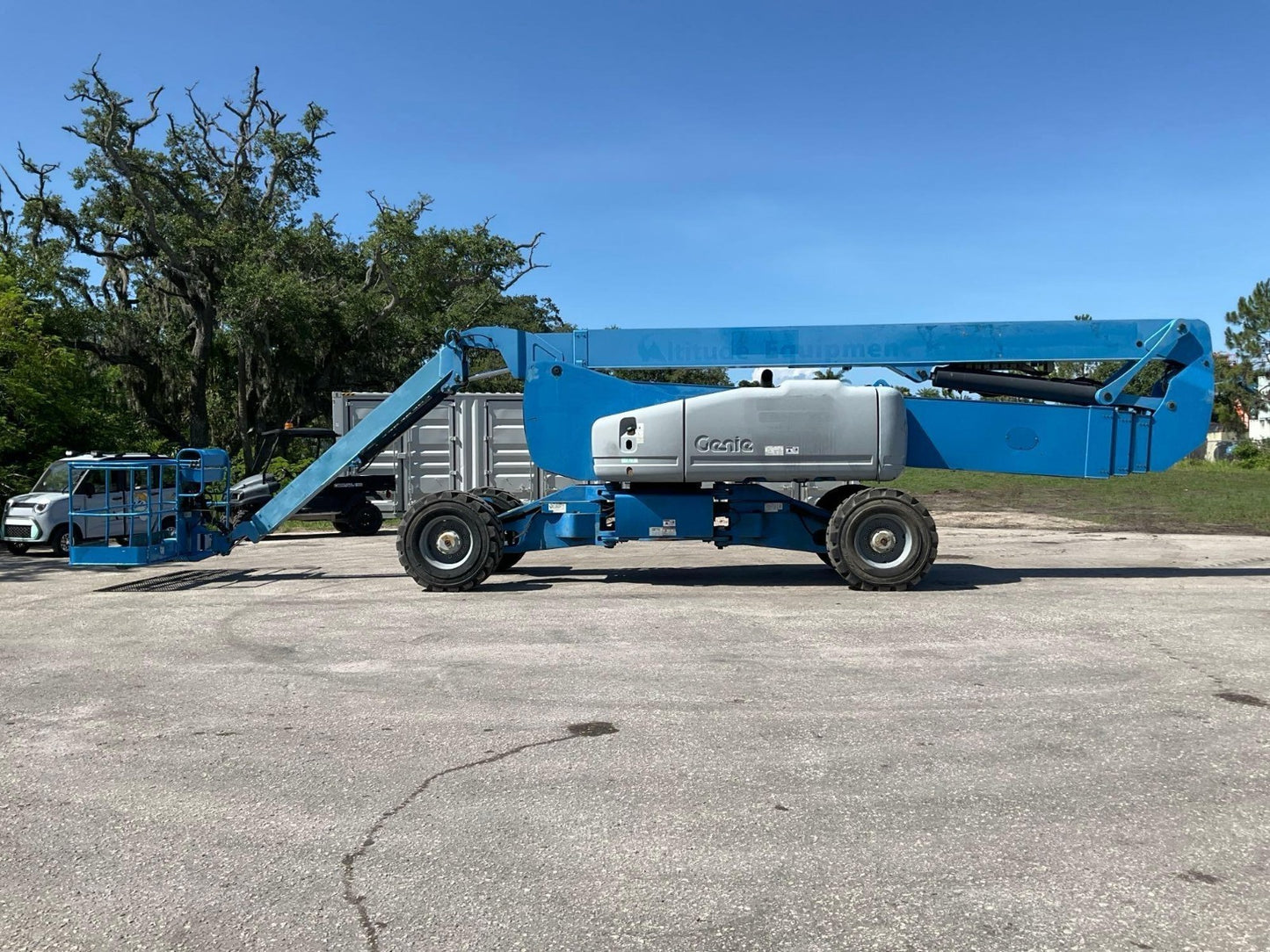 2012 GENIE Z-135  ARTICULATING BOOM LIFT, DIESEL POWERED