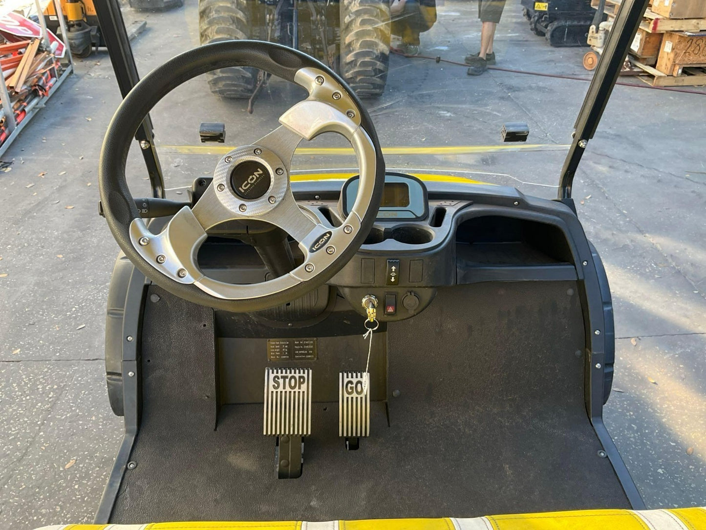 ICON I-40 GOLF LT-A617.2+2G, CART, ELECTRIC, BACK SEAT FOLDS DOWN TO FLAT BED