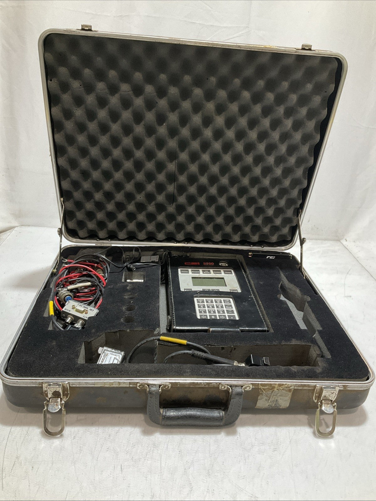 CSI 2100 - 906 COMPUTATIONAL SYSTEM  MACHINE VIBRATION ANALYZER KIT   Y2M