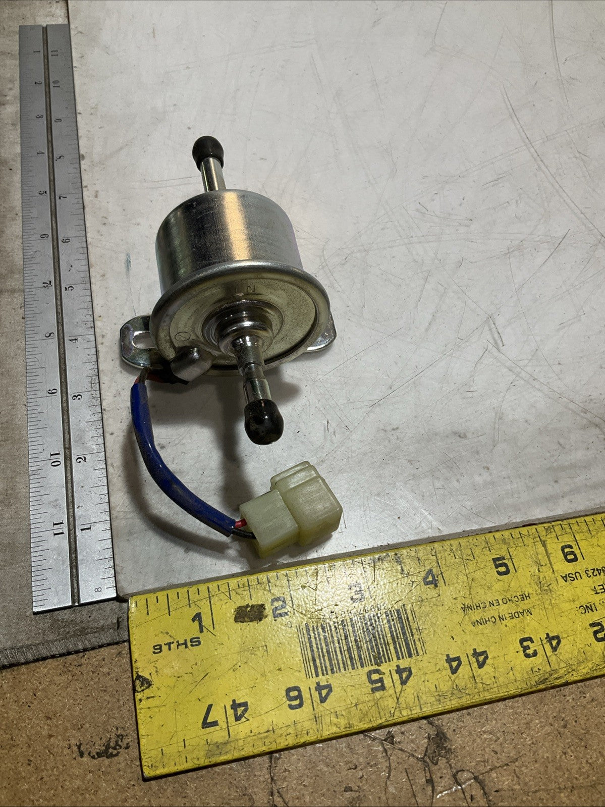 JOHN  DEERE  AM876265  ELECTRIC FUEL PUMP  Z2M