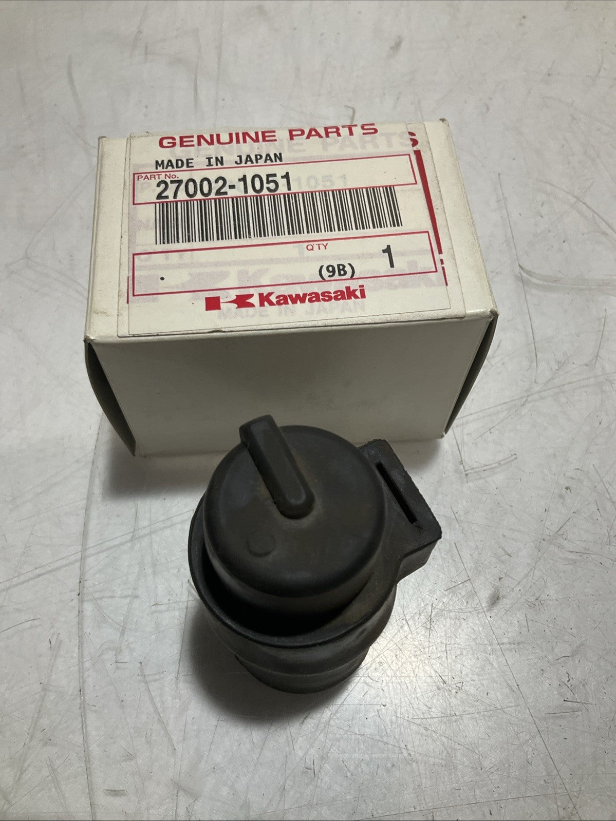 GENUINE KAWASAKI  PARTS  27002-1051  RELAY  ASSEMBLY LOT OF 2 Z2M