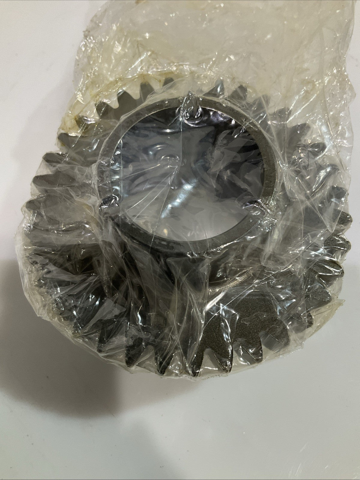 KAWASAKI  GENUINE PART  13262-0142   GEAR- TRANSMISSION SPUR  Z2M