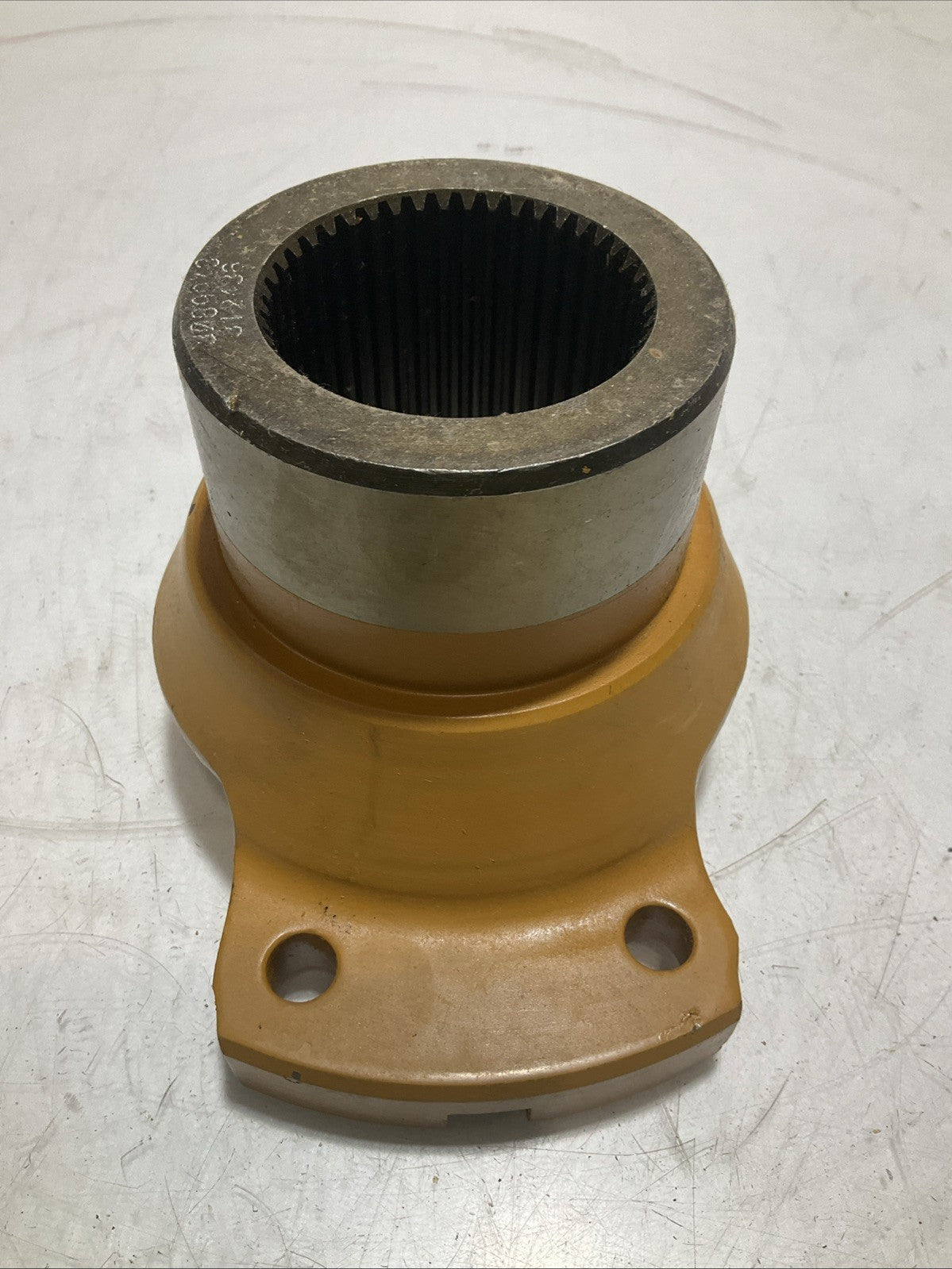 YELLOWMARK  308-9948 L  SPLINED YOKE  Z2M