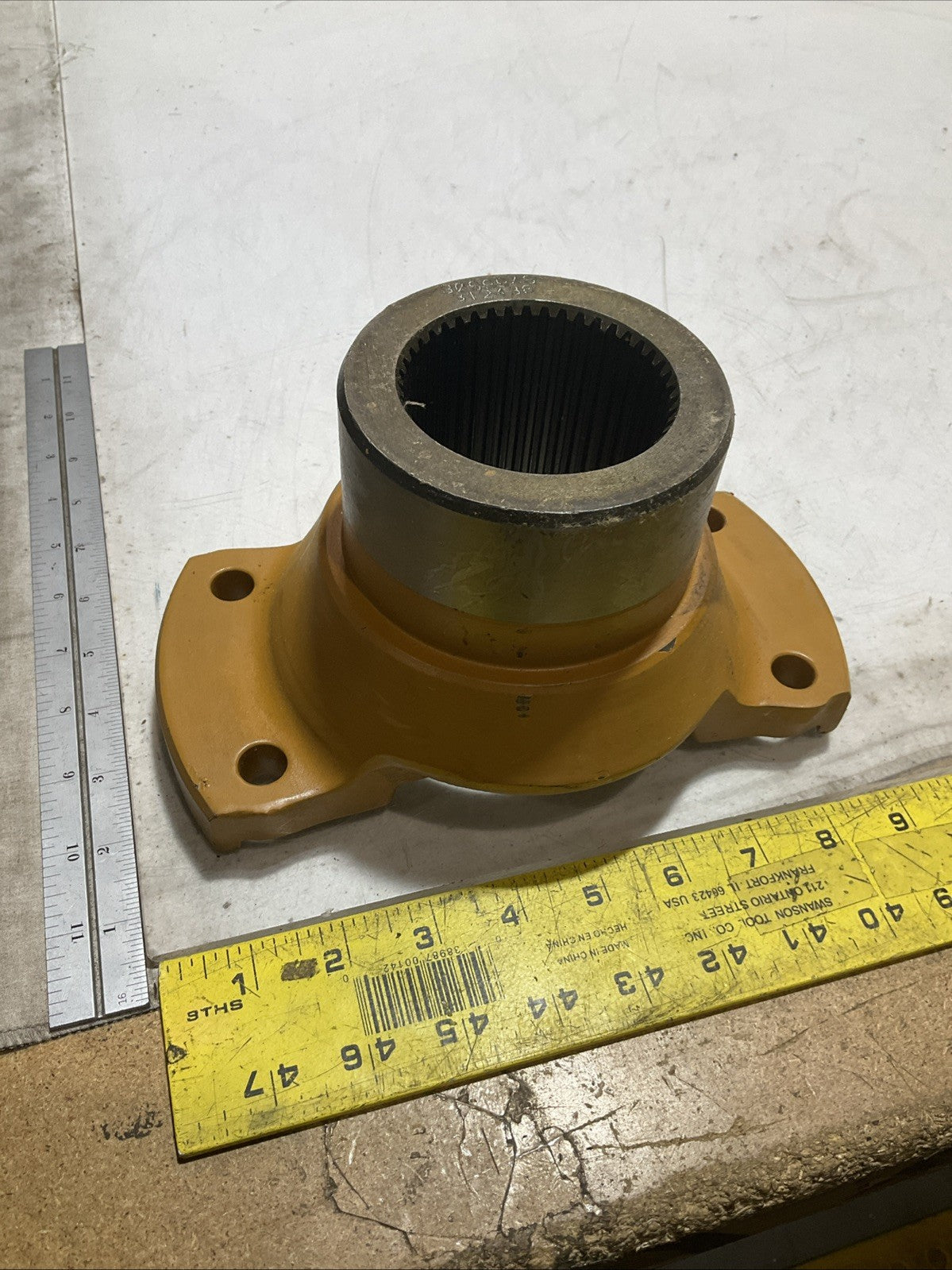 YELLOWMARK  308-9948 L  SPLINED YOKE  Z2M