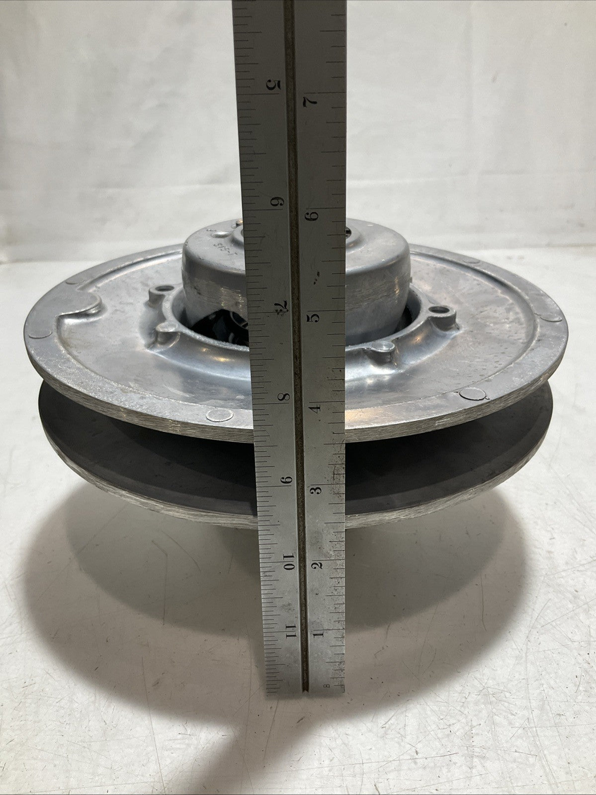 KAWASAKI  59296-0002 MULE  SECONDARY  DRIVEN CLUTH  Z2M