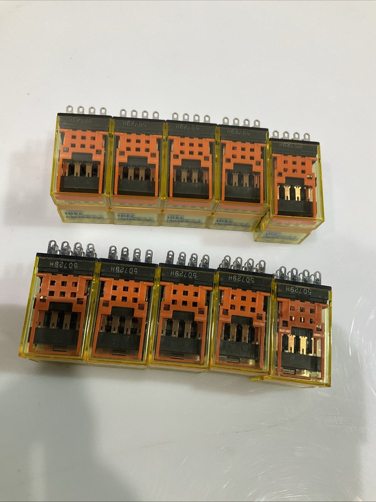IDEC  RU42S-C-A110  POWER  RELAY  LOT 10 Y2M