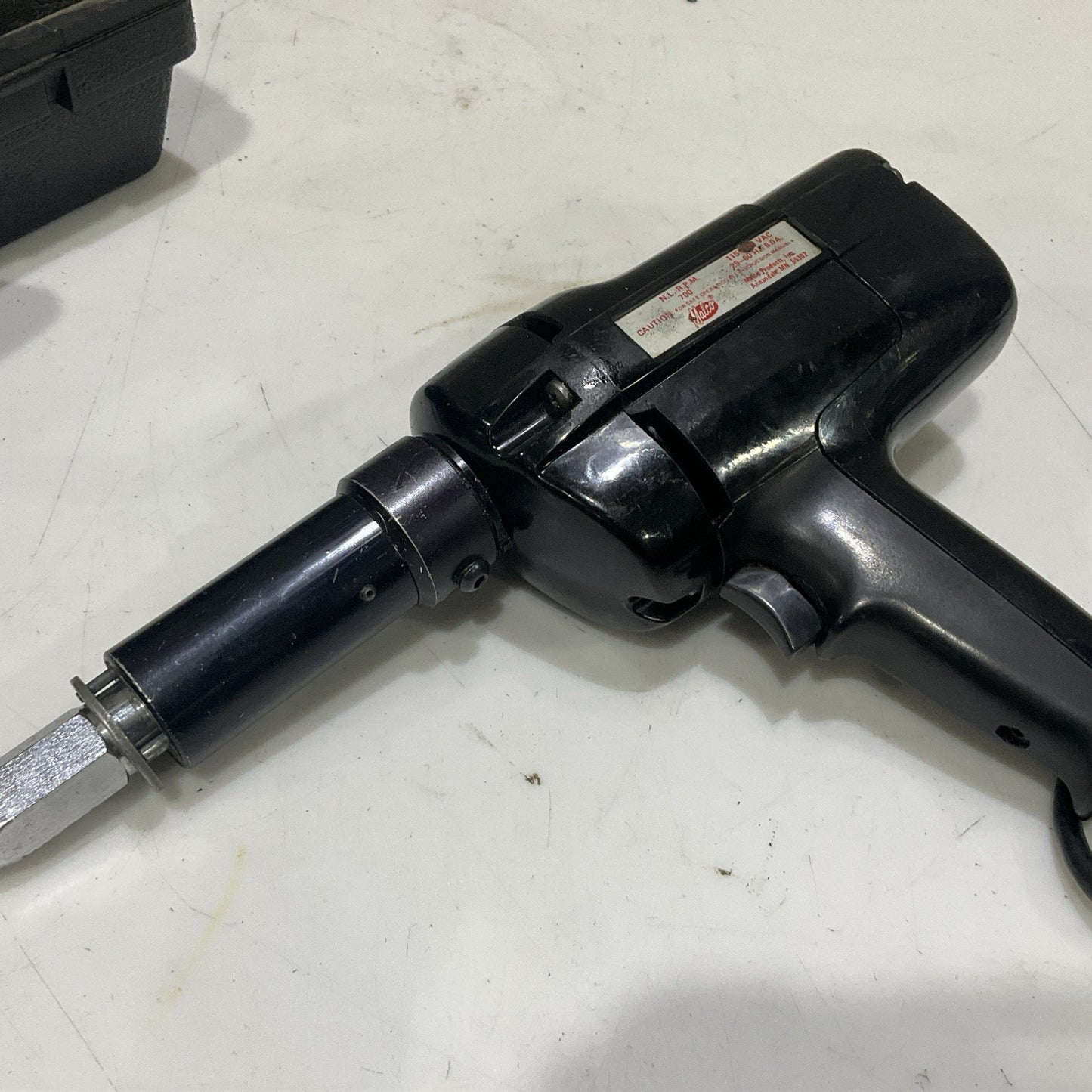 MALCO ER-77K ELECTRIC RIVETER 115-120 VAC 25-60 HZ N.L R.P.M 700 Z2M