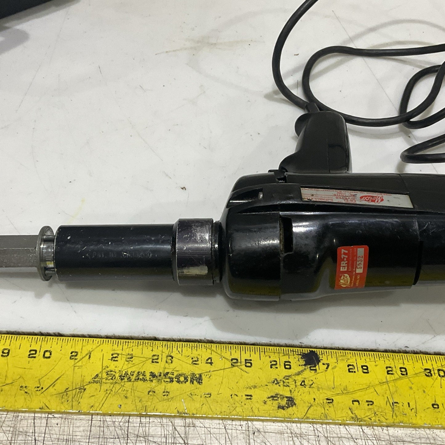 MALCO ER-77K ELECTRIC RIVETER 115-120 VAC 25-60 HZ N.L R.P.M 700 Z2M