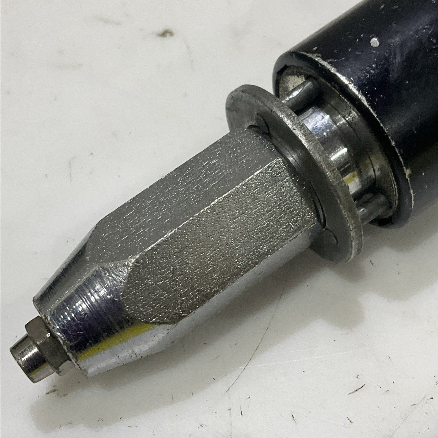 MALCO ER-77K ELECTRIC RIVETER 115-120 VAC 25-60 HZ N.L R.P.M 700 Z2M