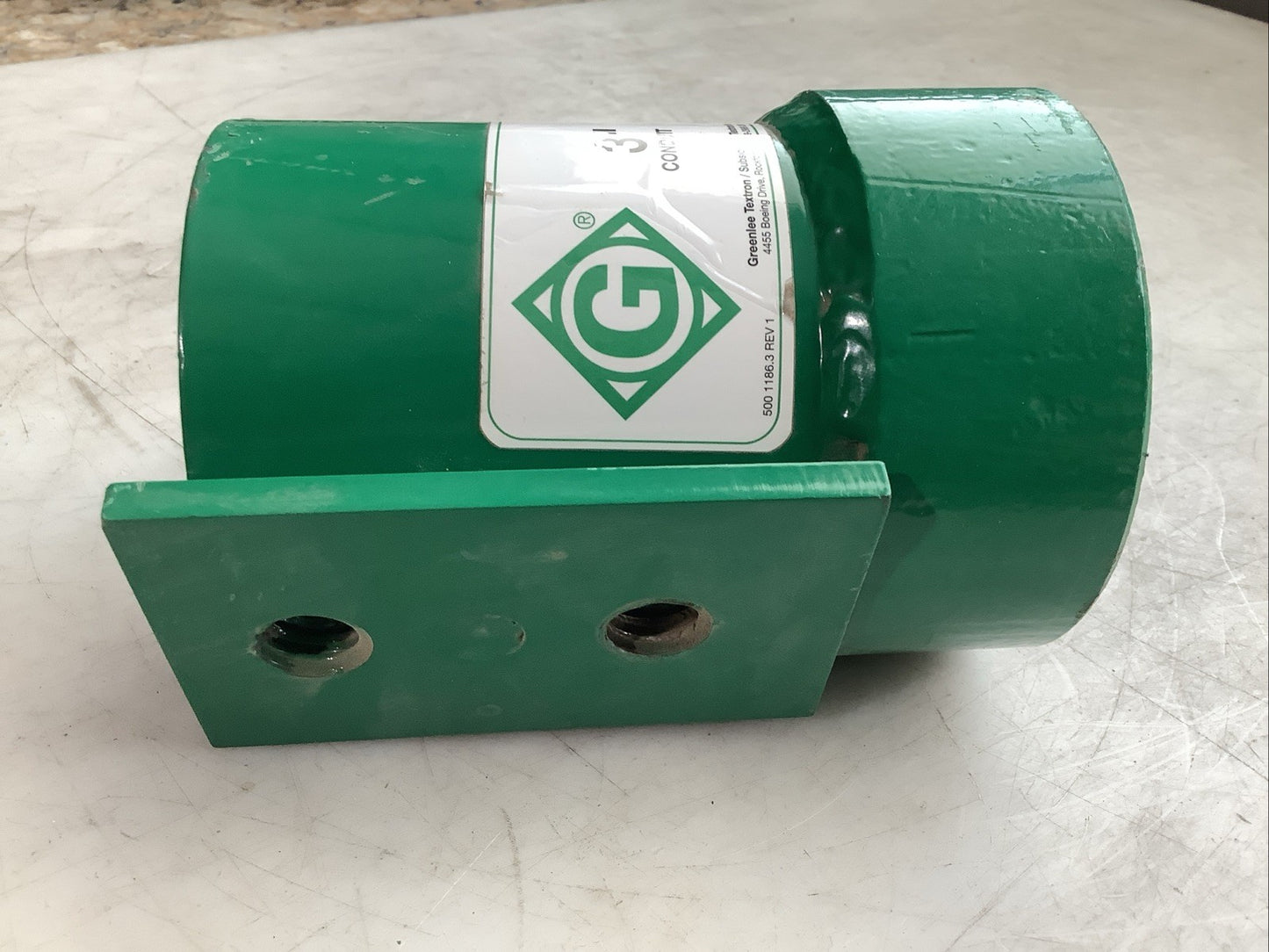 GREENLEE 00782 SCREW-ON COUPLING 3IN Z2M