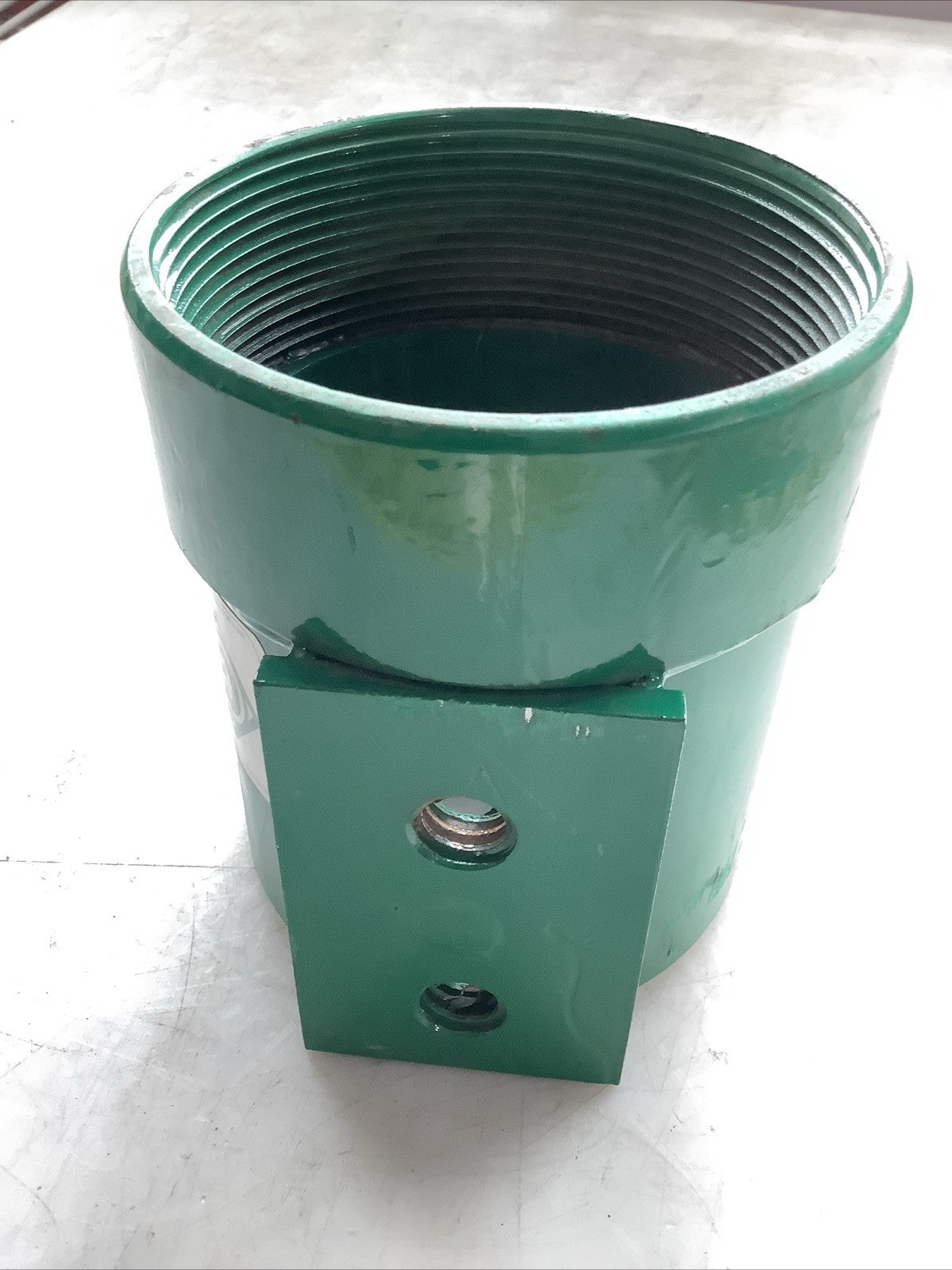 GREENLEE 00784 SCREW-ON COUPLING 4IN Z2M