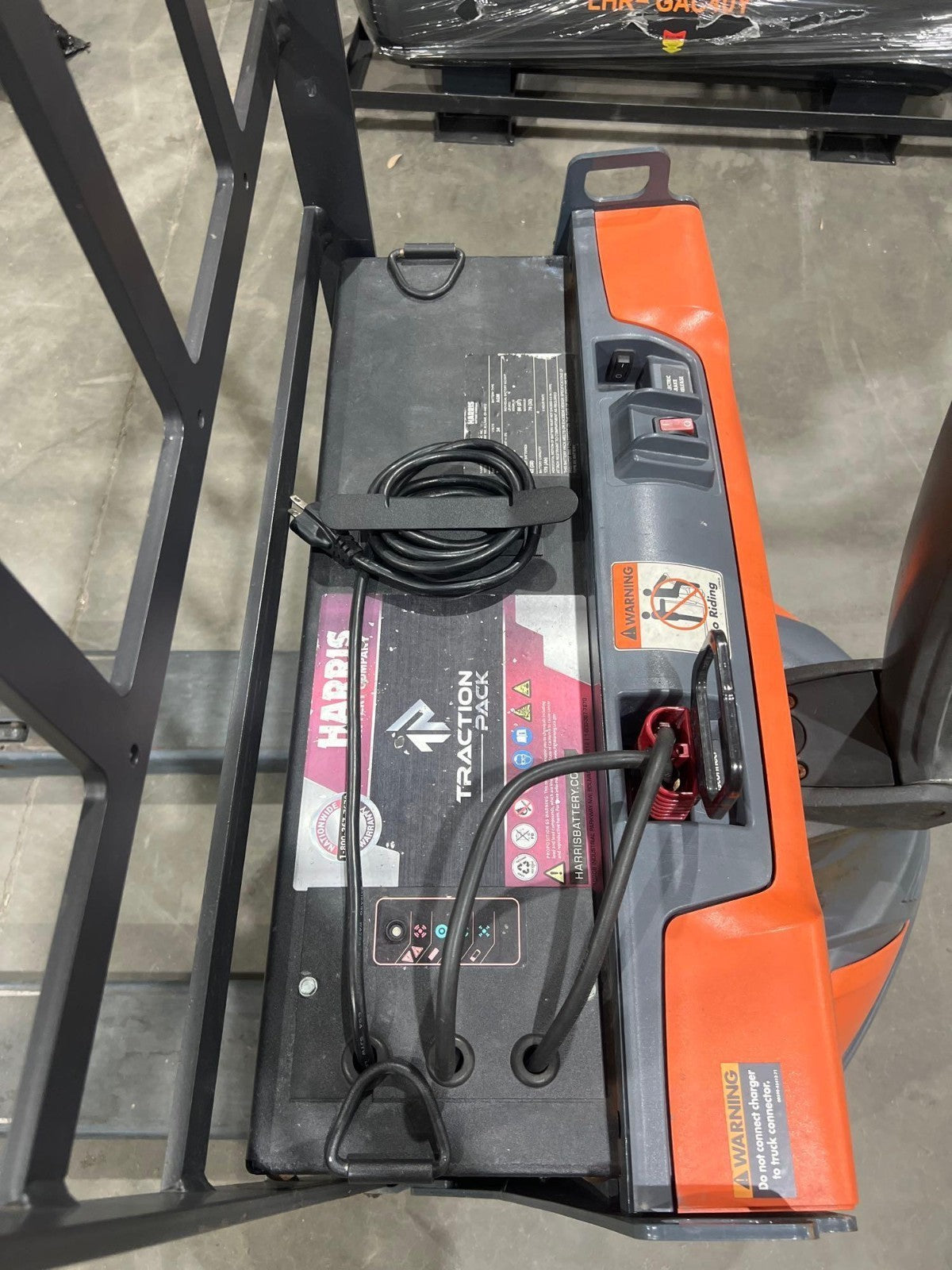 2023 TOYOTA PALLET JACK MODEL 8HBW23, ELECTRIC, 24V, MAX CAPACITY 4500LBS