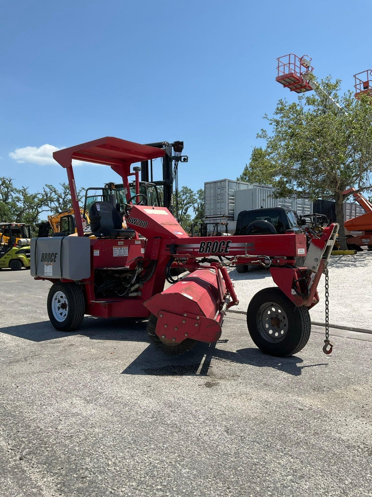 2019 BROCE RIDE ON SWEEPER MODEL BW-260, KUBOTA DIESEL, BROOM APPROX 100in W