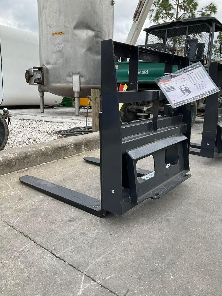 UNUSED 2024 WOLVERINE  MPF-11-2500G MINI PALLET SKID STEER FORK ATTACHMENT