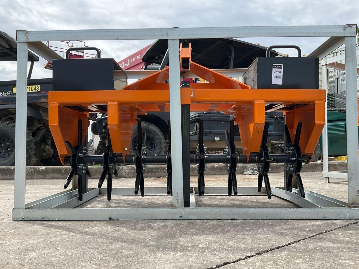 UNUSED LANDHONOR CORE AERATOR ATTACHMENT MODEL CA-22-48W FOR TRACTOR