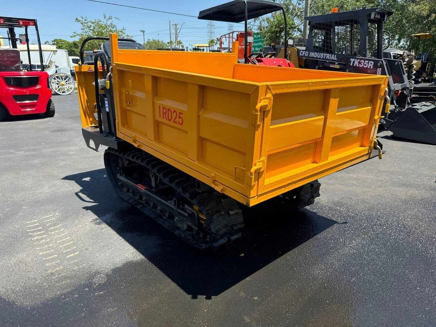 UNUSED 2024 IR IRD25 CRAWLER DUMPER WITH SEAT AND BRIGGS AND STRATTON XR ENGINE