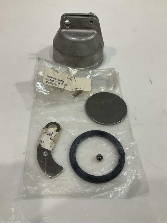 CAT- CATERPILLAR  5D-1911  CAP COVER FOR  HYDRAULIC TANK  Y2M