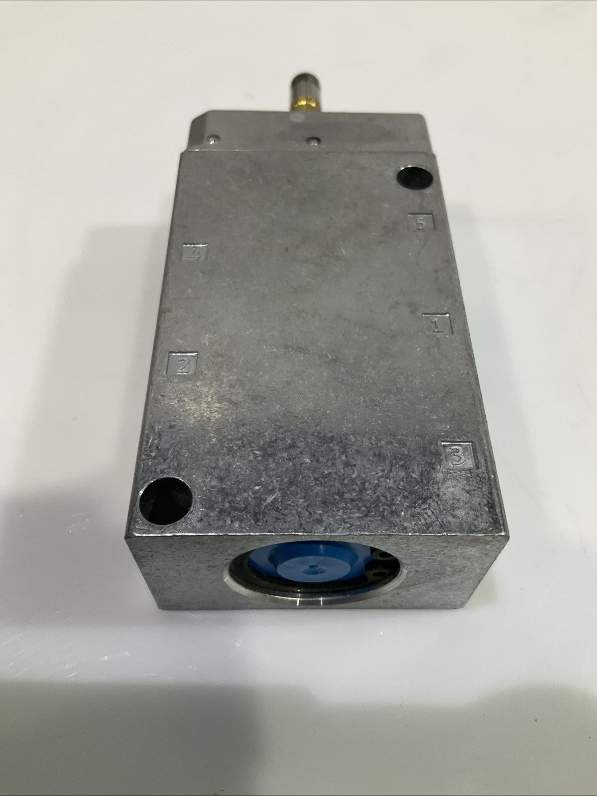 FESTO  MFH-5-1/4  AIR  SOLENOID  VALVE  Z2M