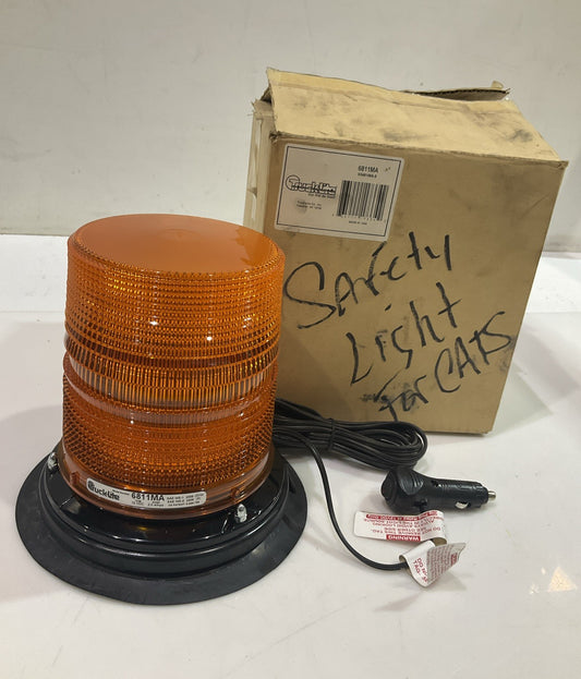 TRUCK-LITE  6811MA  MEDIUM PROFILE YELLOW SAFETY LIGHT  Z2M