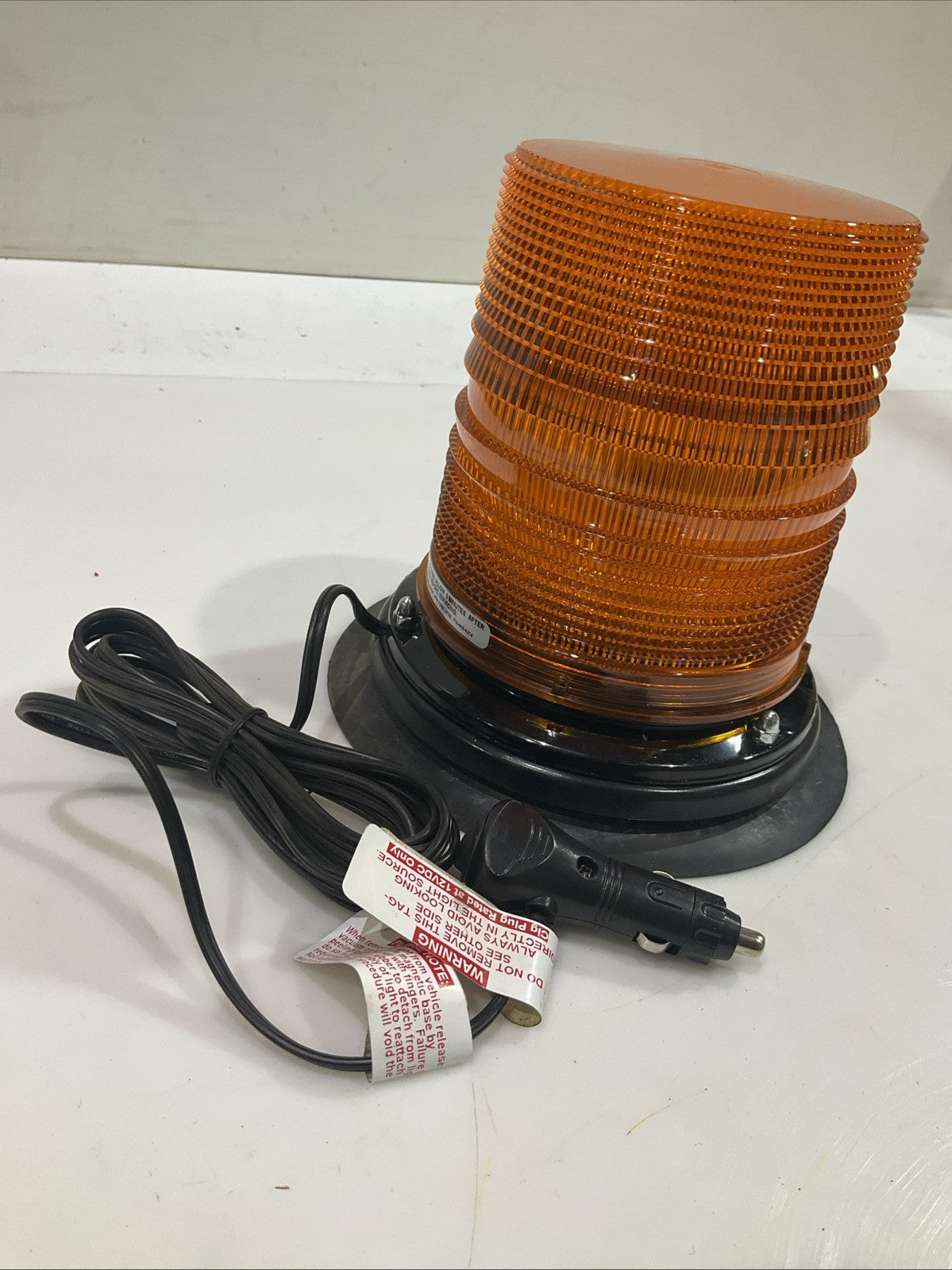 TRUCK-LITE  6811MA  MEDIUM PROFILE YELLOW SAFETY LIGHT  Z2M