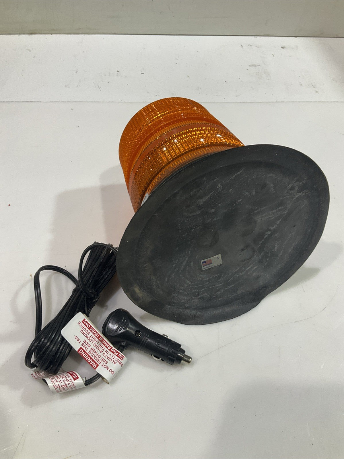 TRUCK-LITE  6811MA  MEDIUM PROFILE YELLOW SAFETY LIGHT  Z2M