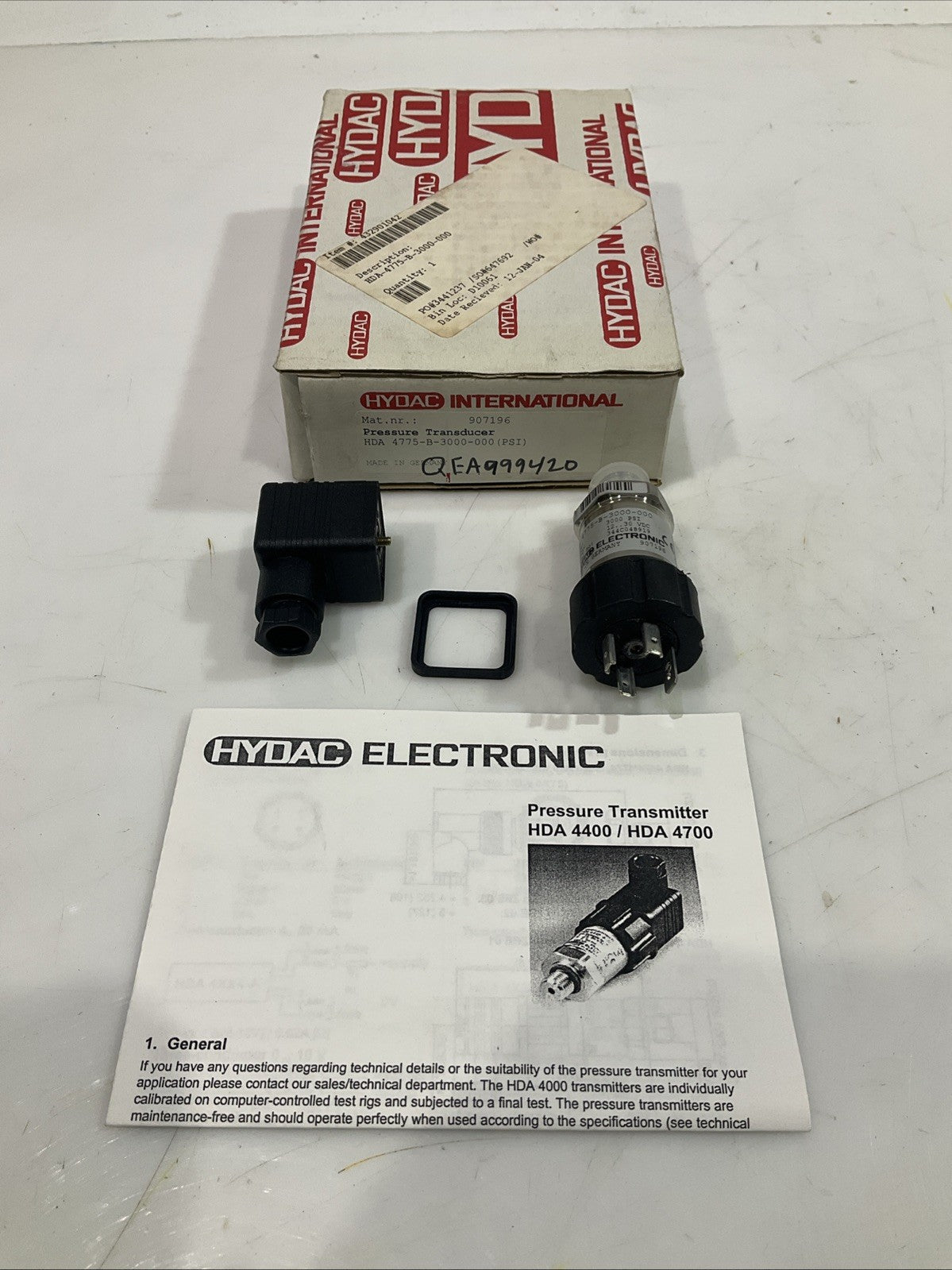 HYDAC  907196 4775-B-3000-000 PRESSURE TRANSMITTER HDA4400/ HDA4700  Z2M