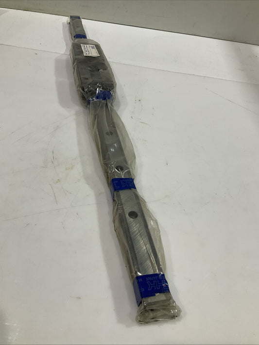 THK  SR30W2SS+840L  SERIES LINEAR GUIDE SYSTEM  2 BLOCKS 1 RAIL  Z2M