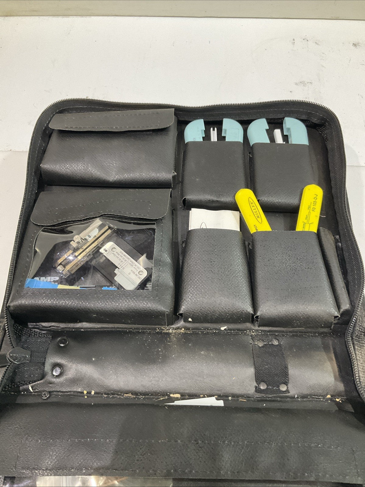 TYCO  ELECTRIC 1278118-4  PRE-POLISHED TERMINATION  KIT LIGHT CRIMP BPLUST  Y2M