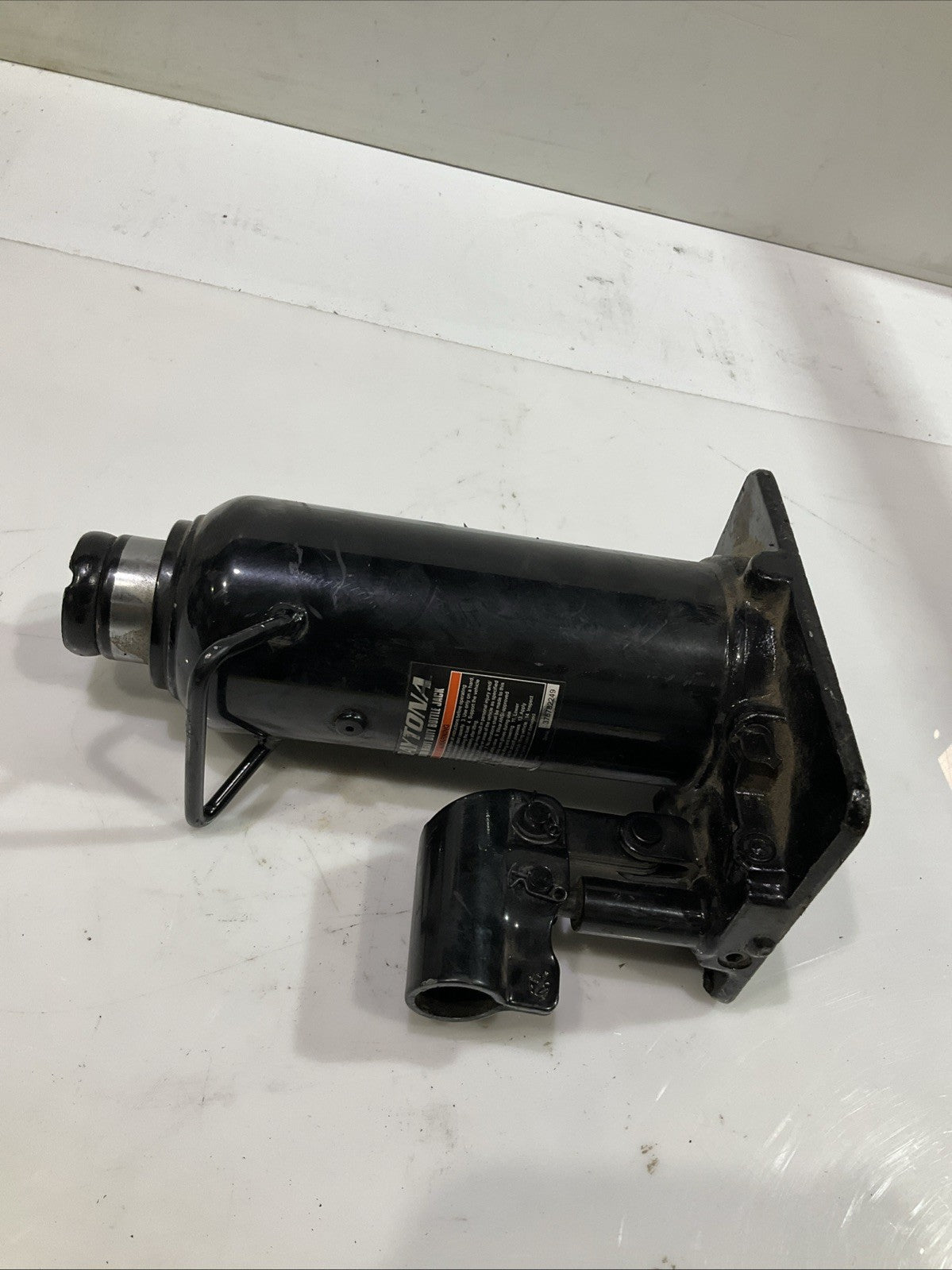 DAYTONA  58835 - 376782249  20 TON HEAVY  DUTY  HYDRAULIC  BOTTLE  JACK  Y2M