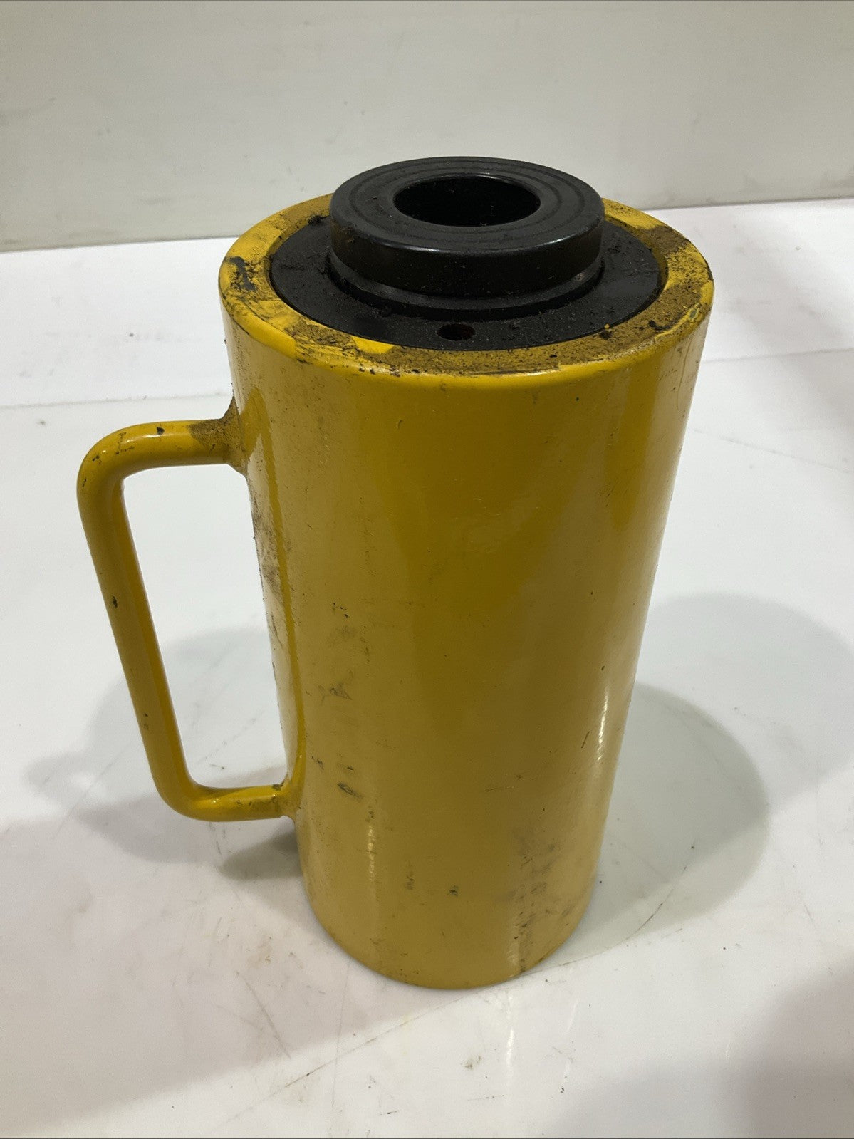 VEVOR   RCH-30100 30 TON 100MM SOLID RAM HYDRAULIC CYLINDER JACK  LOT OF 2  Y2M