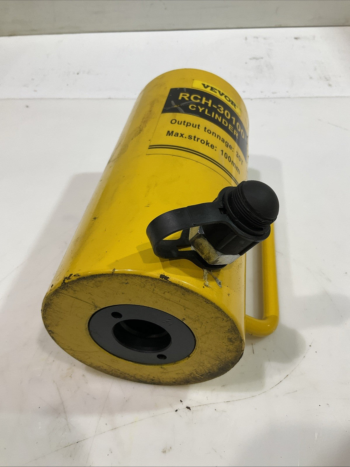 VEVOR   RCH-30100 30 TON 100MM SOLID RAM HYDRAULIC CYLINDER JACK  LOT OF 2  Y2M