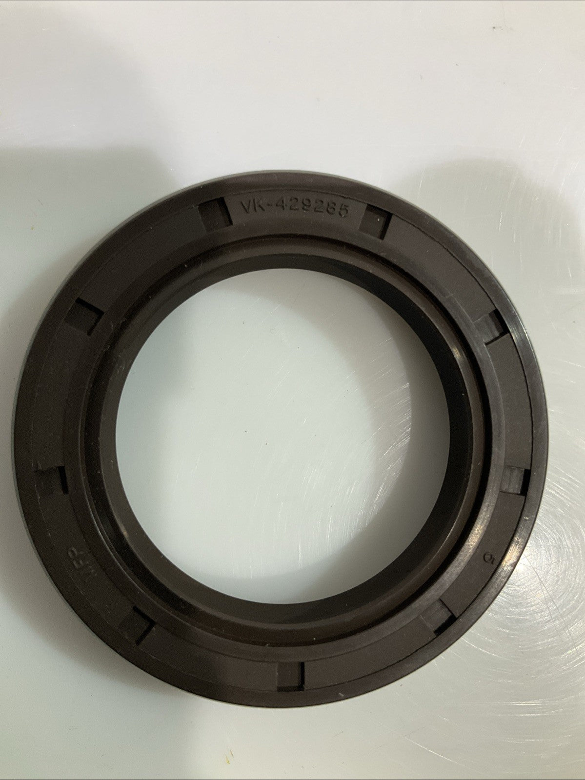 EATON-VICKERS   429285  45V/Q  SHAFT  SEAL VITON LOT OF 2  Z2M
