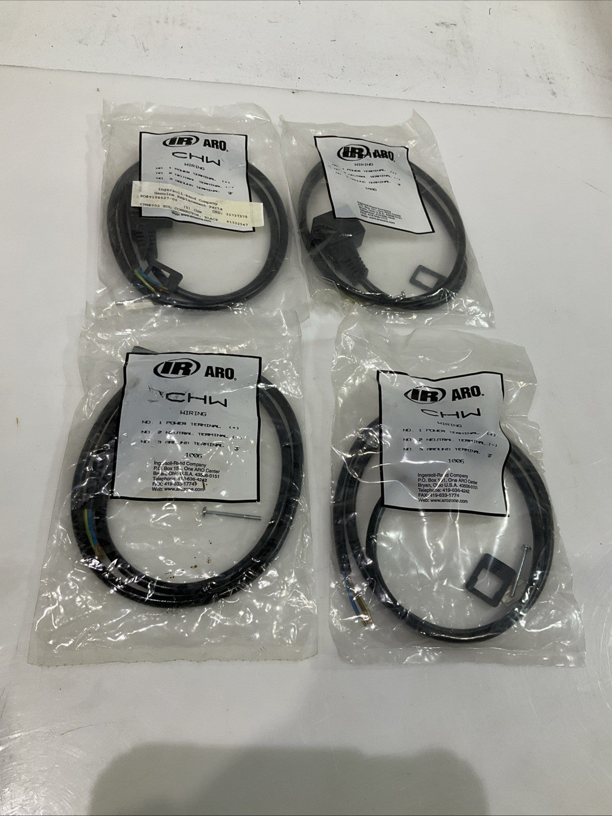 IR ARO  CHW  1006  BLACK  SOL  CONNECTOR  REPLACEMENT  LOT OF  4  Z2M