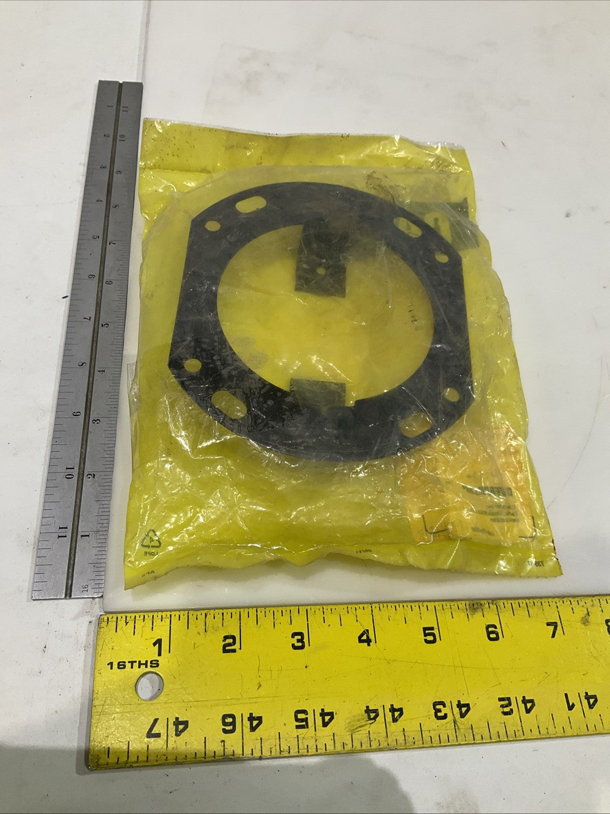 CAT- CATERPILLAR 8P-1291 AIR CONDITIONER MOUNTING PLATE  Y2M