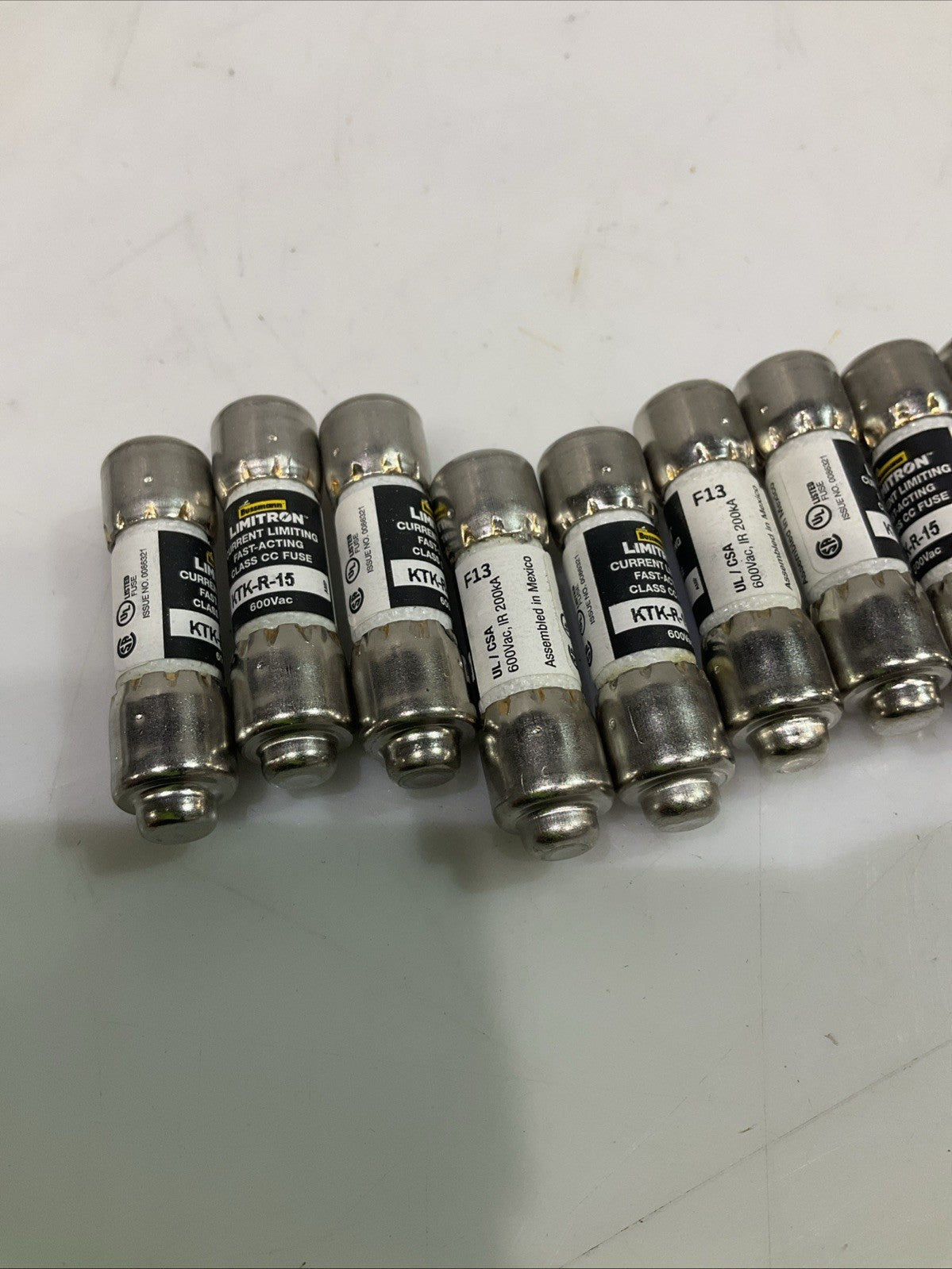 EATON KTK-R-15 CURRENT LAMINATING FAST-ACTING CLASS CC FUSE 600VAC LOT OF 10 Z2M
