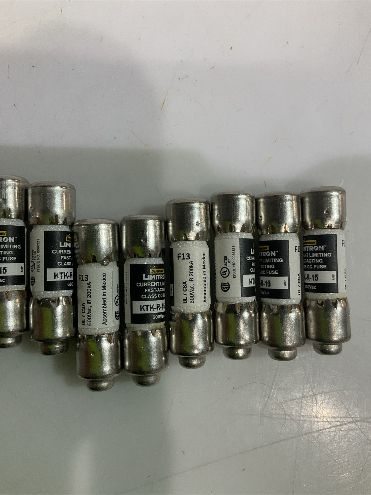 EATON KTK-R-15 CURRENT LAMINATING FAST-ACTING CLASS CC FUSE 600VAC LOT OF 10 Z2M