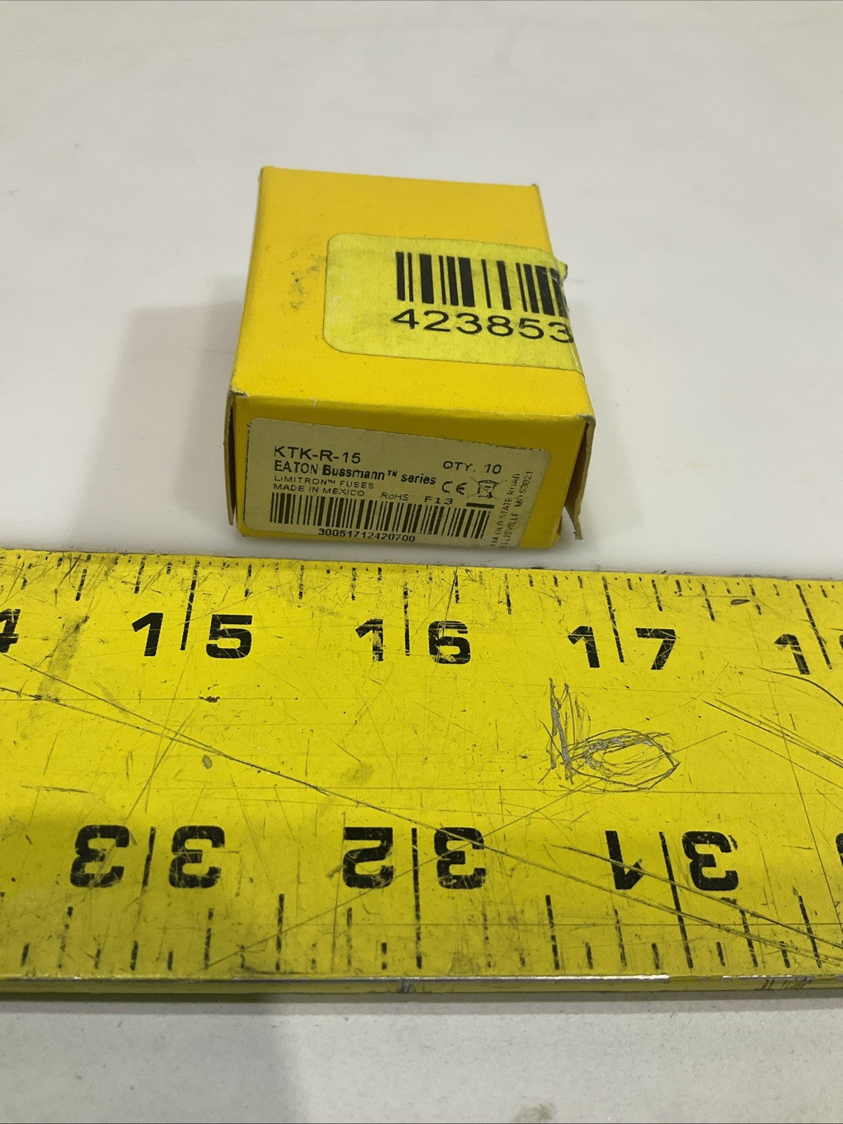 EATON KTK-R-15 CURRENT LAMINATING FAST-ACTING CLASS CC FUSE 600VAC LOT OF 10 Z2M