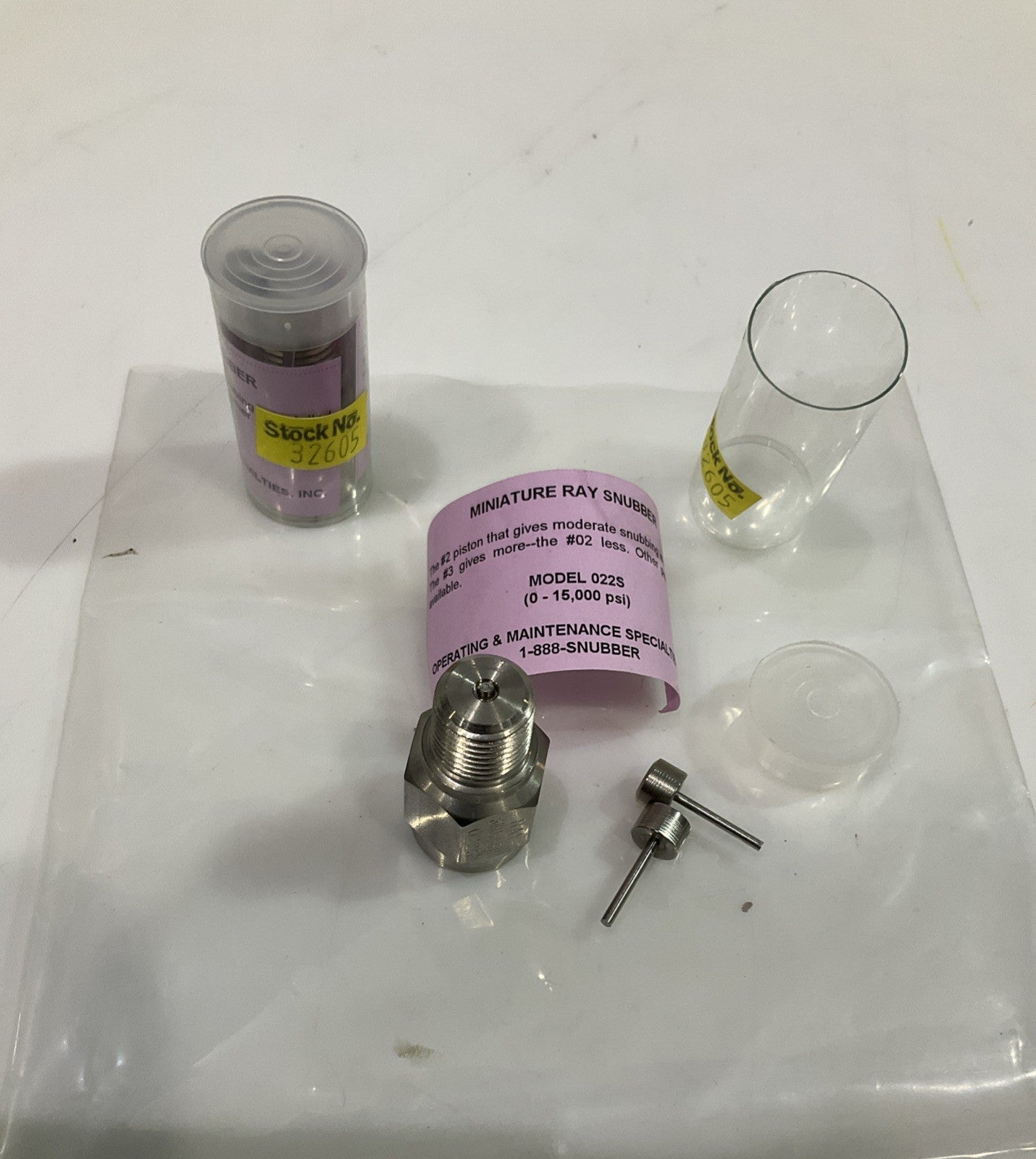 RAY SNUBBER  022S  RAY PISTON MINIATURE SNUBBER 1/4 NPT  STAINLESS LOT OF 2 Z2M