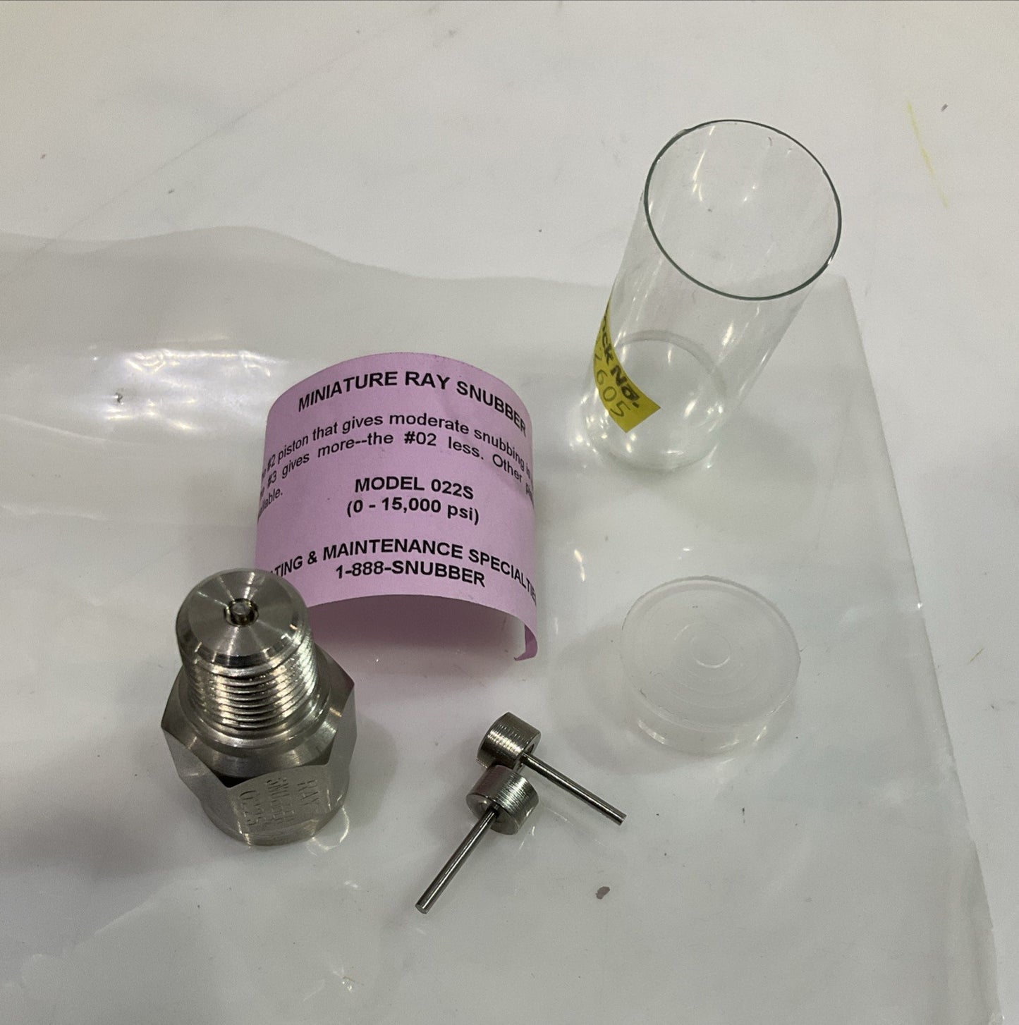 RAY SNUBBER  022S  RAY PISTON MINIATURE SNUBBER 1/4 NPT  STAINLESS LOT OF 2 Z2M