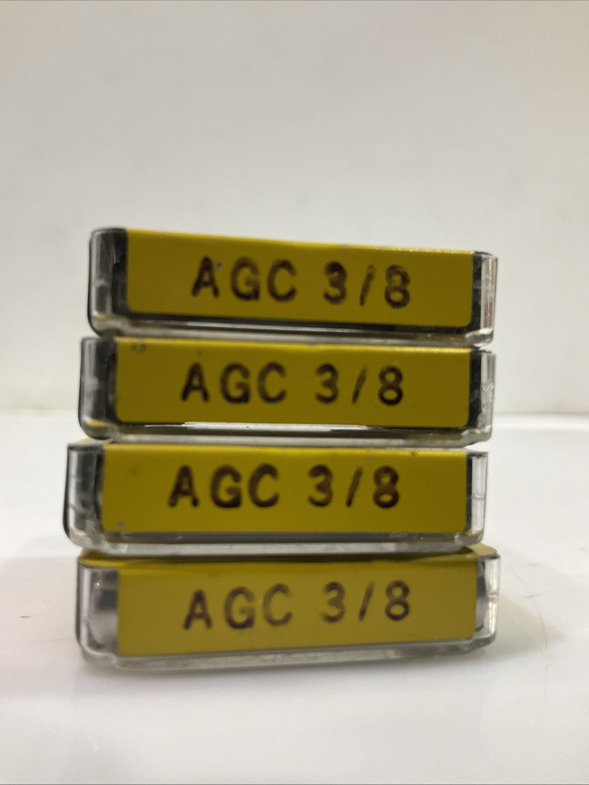 BUSSMANN  AGC 3/8  SMALL  DIMENSION  FAST ACTING FUCE  LOT OF 20 Z2M