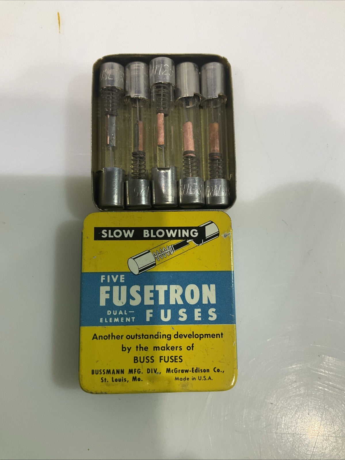 FIVE  FUSETRON  N 32/10  SLOW-BLOW FUSE LOT OF 29 Z2M