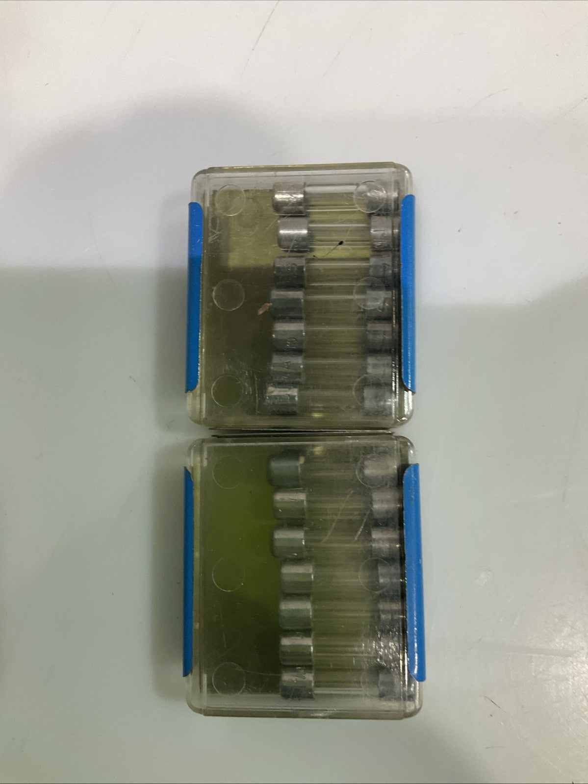 BUSSMANN  GMA 1-2/10  10AMP GLASS FAST ACTING FUSE LOT OF 14 Z2M