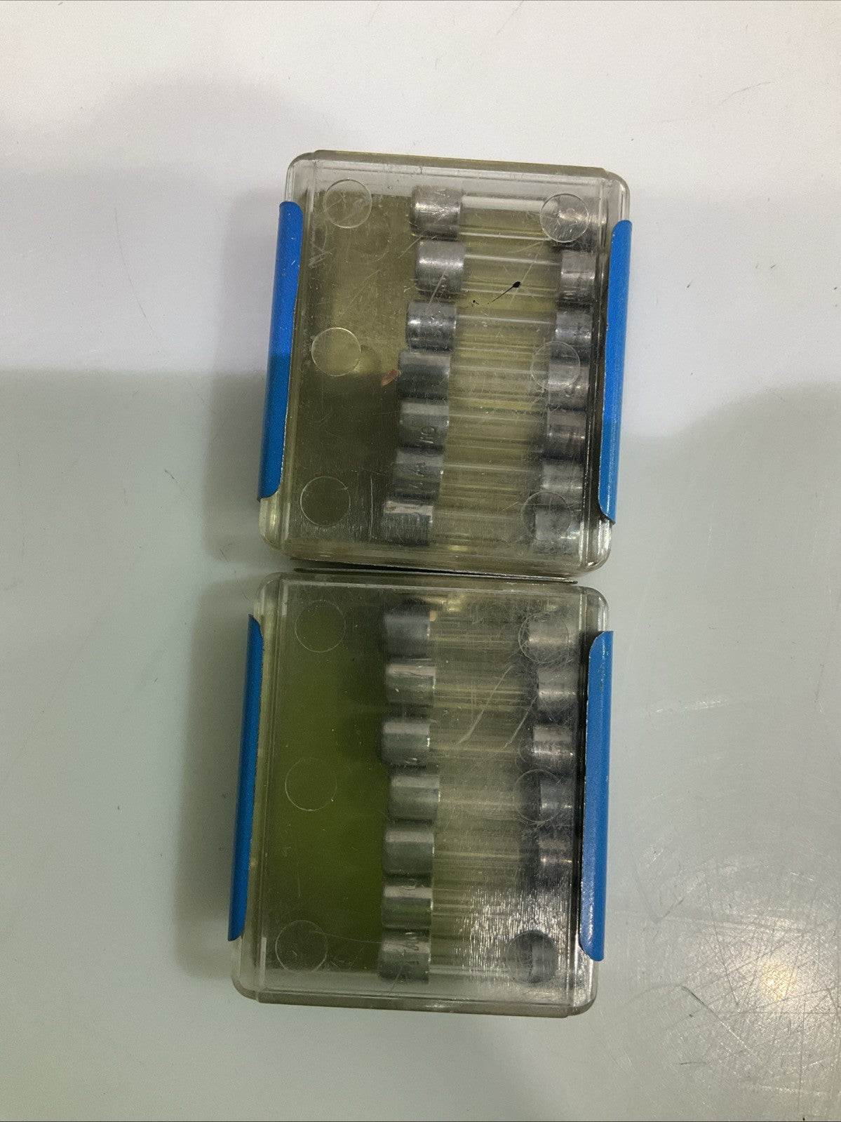 BUSSMANN  GMA 1-2/10  10AMP GLASS FAST ACTING FUSE LOT OF 14 Z2M