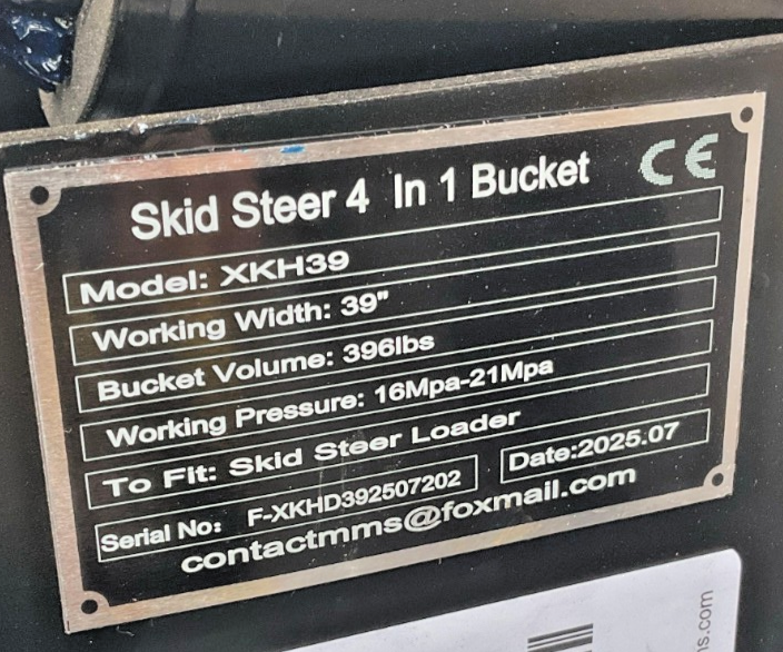 UNUSED 2025 GIYI 4-IN-1 BUCKET ATTACHMENT MODEL GY-XKH39F MINI SKID STEER 39"