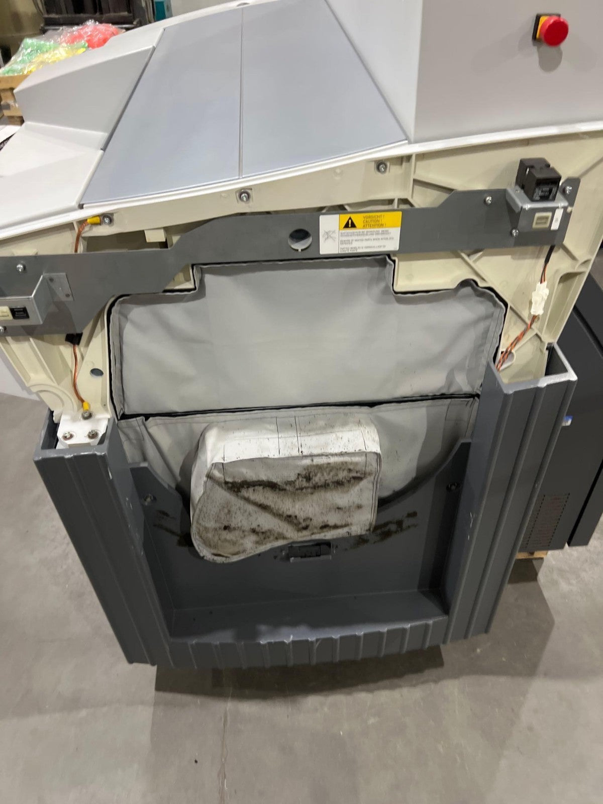 2004 HEIDELBERG PROSETTER MODEL D-69115 TYPE 2165; APPROXIMATELY 200-240V; 50/60