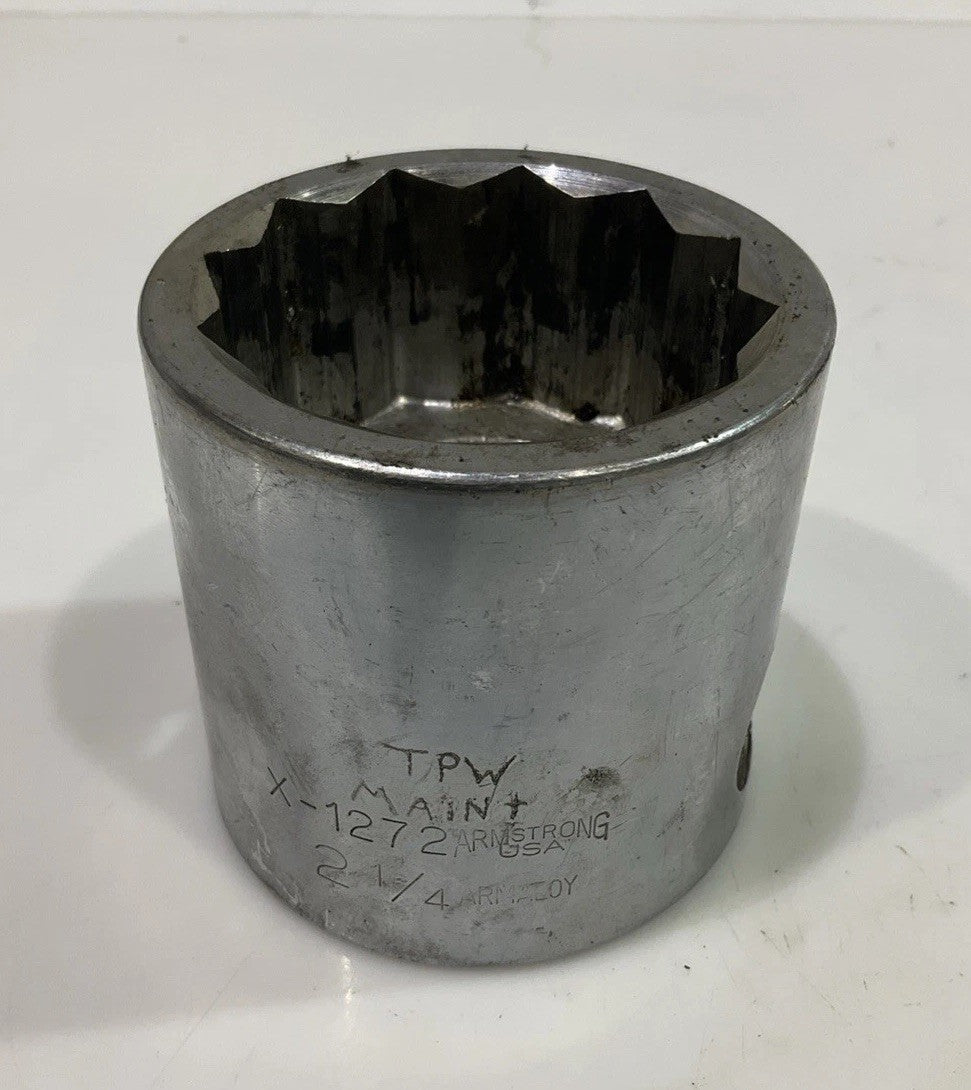 ARMSTRONG  X-1272  DRIVE  2 1/4 ARMALOY  STANDARD SOCKET  Y2M