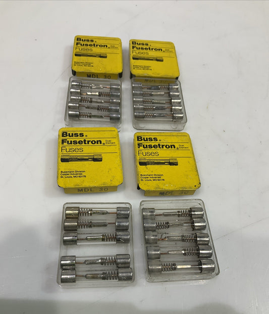 BUSSMANN MDL30  30AMP  TIME DELAY GLASS TUBE FUSE LOT OF 20 Z2M